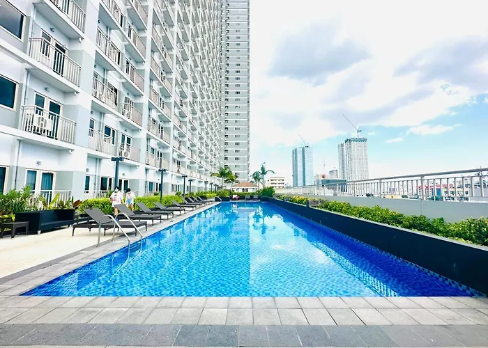 Apartment Cozy Two Bedroom Family At Coast Residences Near Picc, Wtc & Moa Manila