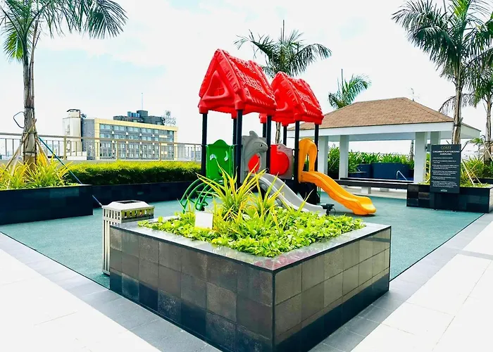 Cozy Two Bedroom Family At Coast Residences Near Picc, Wtc & Moa Apartment Manila