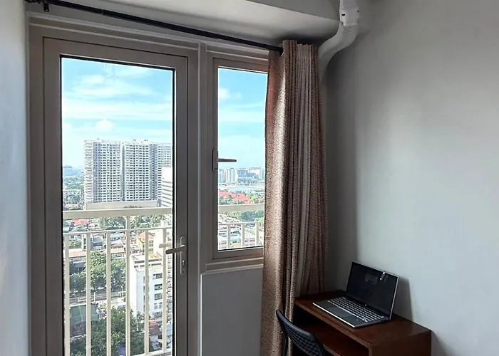 Apartment Cozy Two Bedroom Family At Coast Residences Near Picc, Wtc & Moa Manila